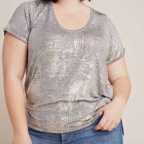 Metallic Gray Short Sleeve Top - Picture 2 of 3